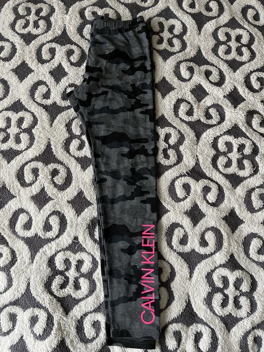 Нов клин Calvin Klein