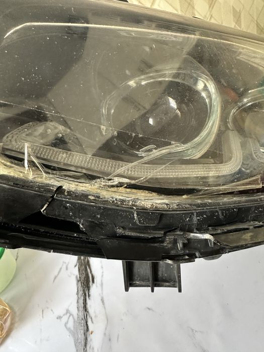 Продоется фар с АФС ЛЕВОЕ сторона