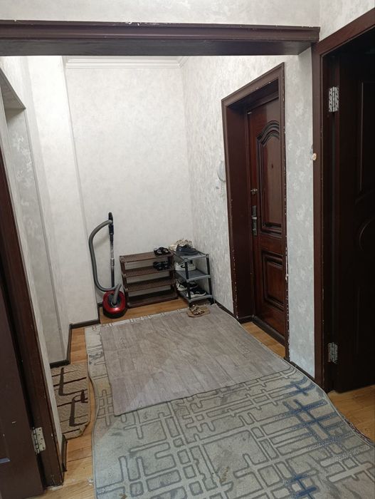 Qizlarga kvartira 3 xonali