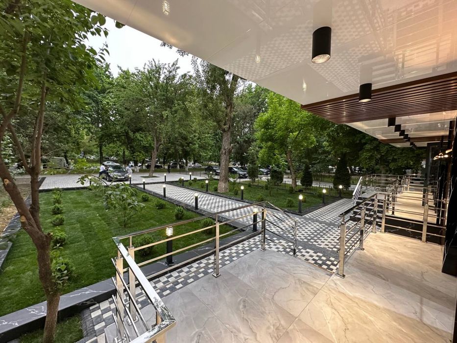 Аренда под Офис Ориентир Ц13 Лабзак 92м2 2300$