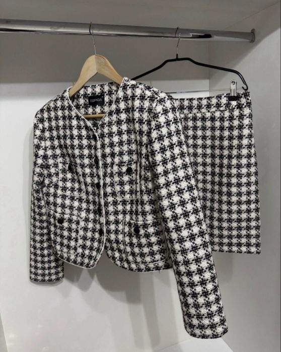 Двойка женская твид