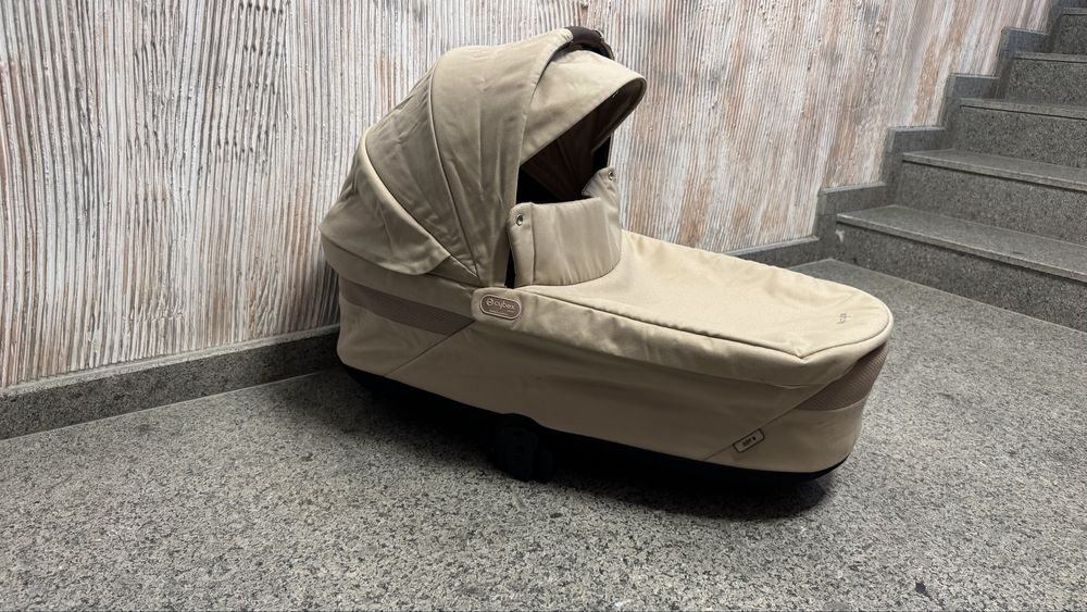 Cybex Balios S Lux 2024