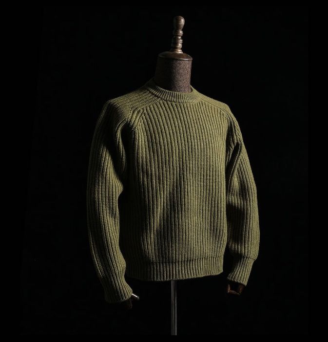 Продам Оливковый свитер, НЕ ПОДОШЕЛ РАЗМЕР