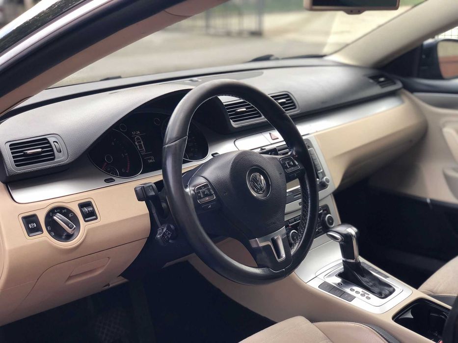 VOLKSWAGEN Passat CC 2010 — imagine 4