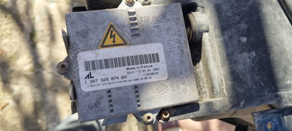 Ляв Фар бмв е46 bmw 320d