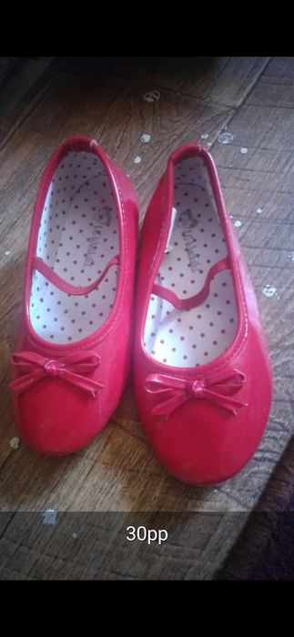 Продам обувь в хорошем состоянии