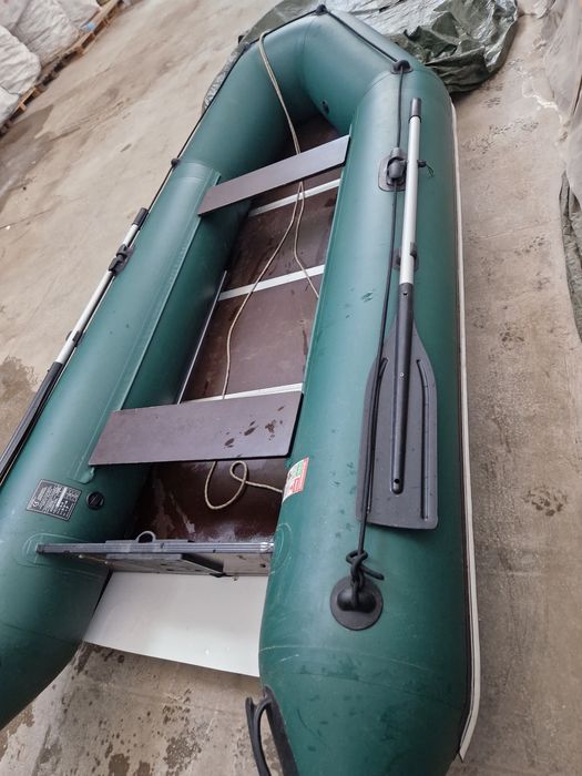 Barca gonflabila  3.30m ,cu chila gonflabila