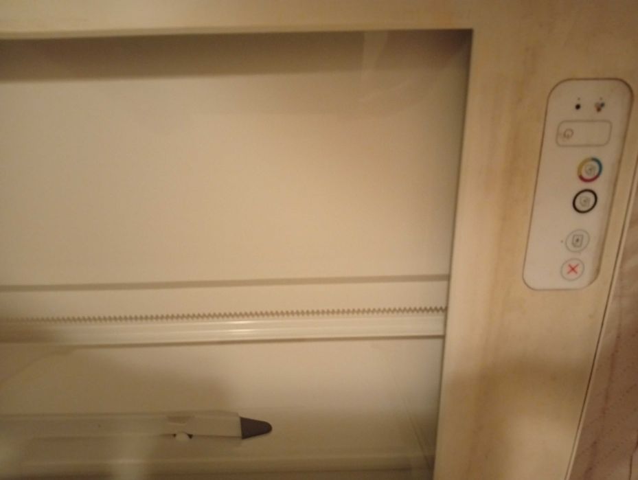 Принтер HP Deskjet 2130