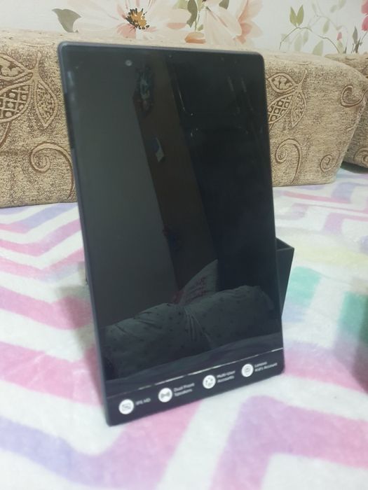 Lenovo  tab планшет