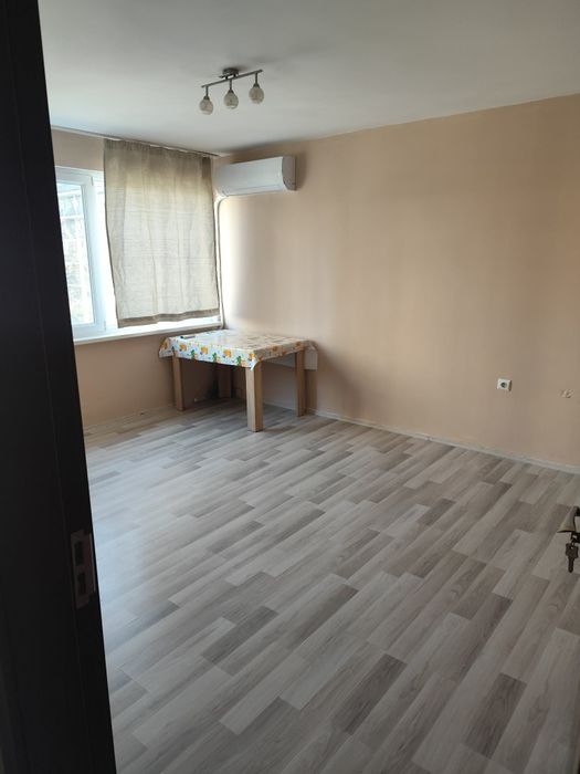 Дава се под наем Двустаен апартамент в Русе, Център - 55 кв.м за 298.86 € - Снимка #4