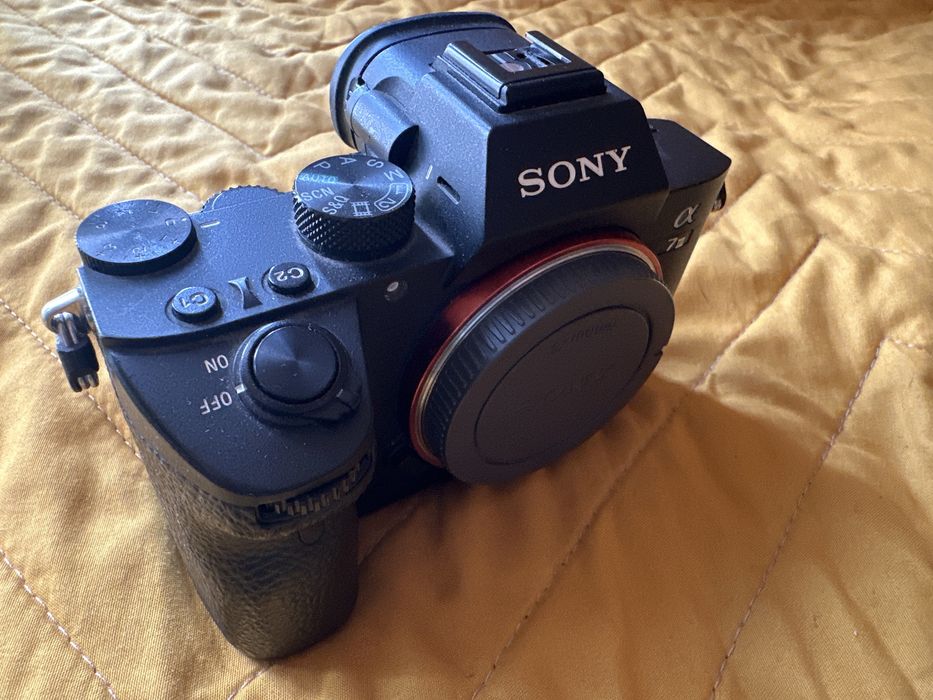 Камера Sony a7iii с объективом