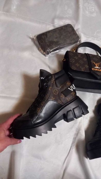 Set dama ghete+geanta+portofel