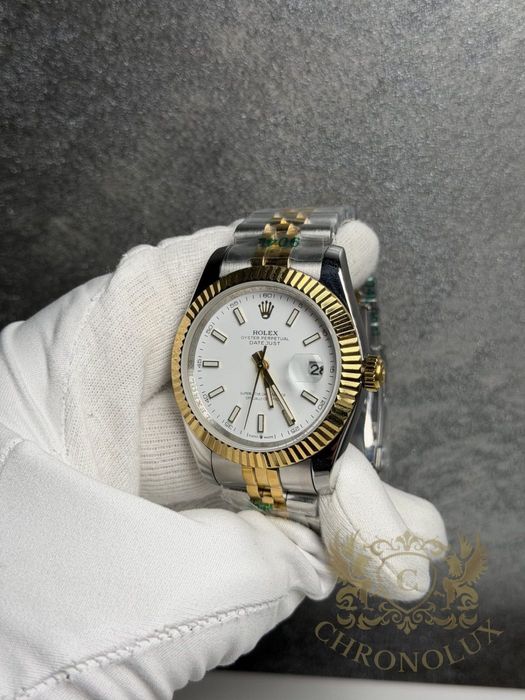 Часовник Rolex Datejust сребърно и златно