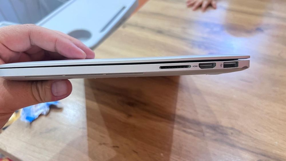 Ноутбук MacBook Pro