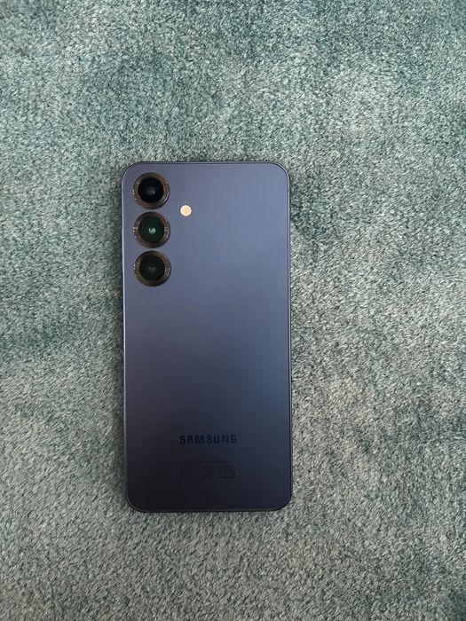 Samsung S25. В хорошем состоянии