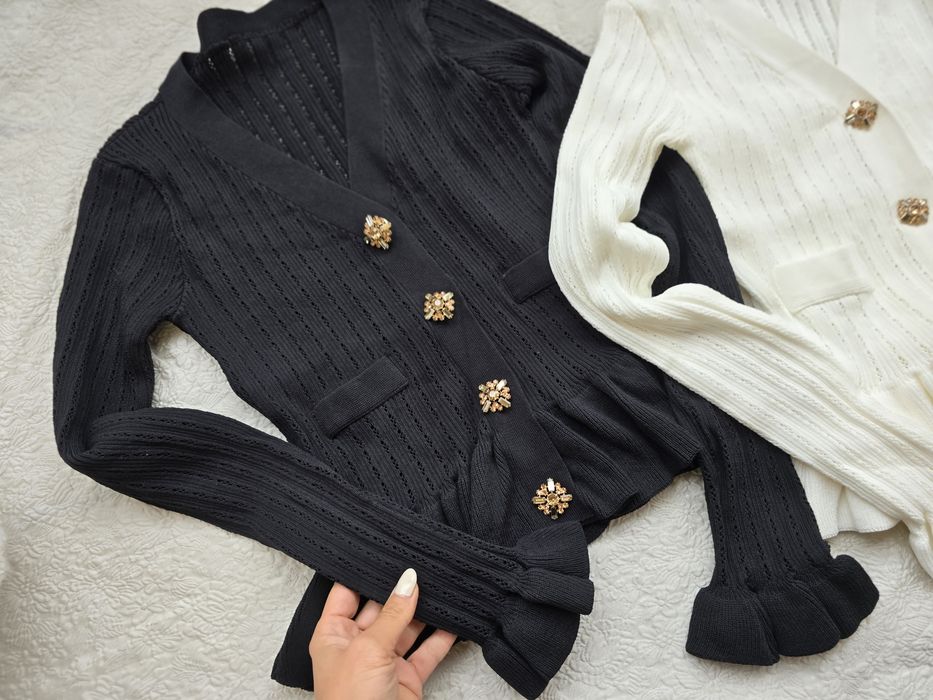 Невероятни блузи Self Portraite