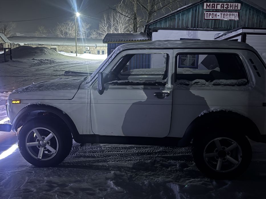 Продам автомашину НИВА