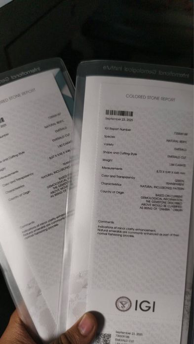 Изумруд серьги с натуральными брилиантами