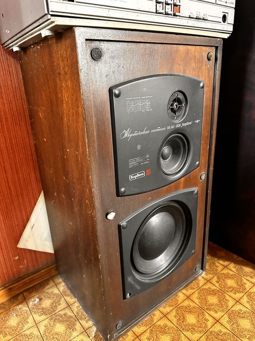 Продам колонки корвет 35АС-208