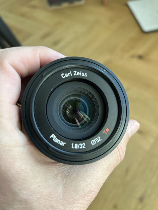 Obiectiv zeiss touit 1.8/32 montura x-mount fuji