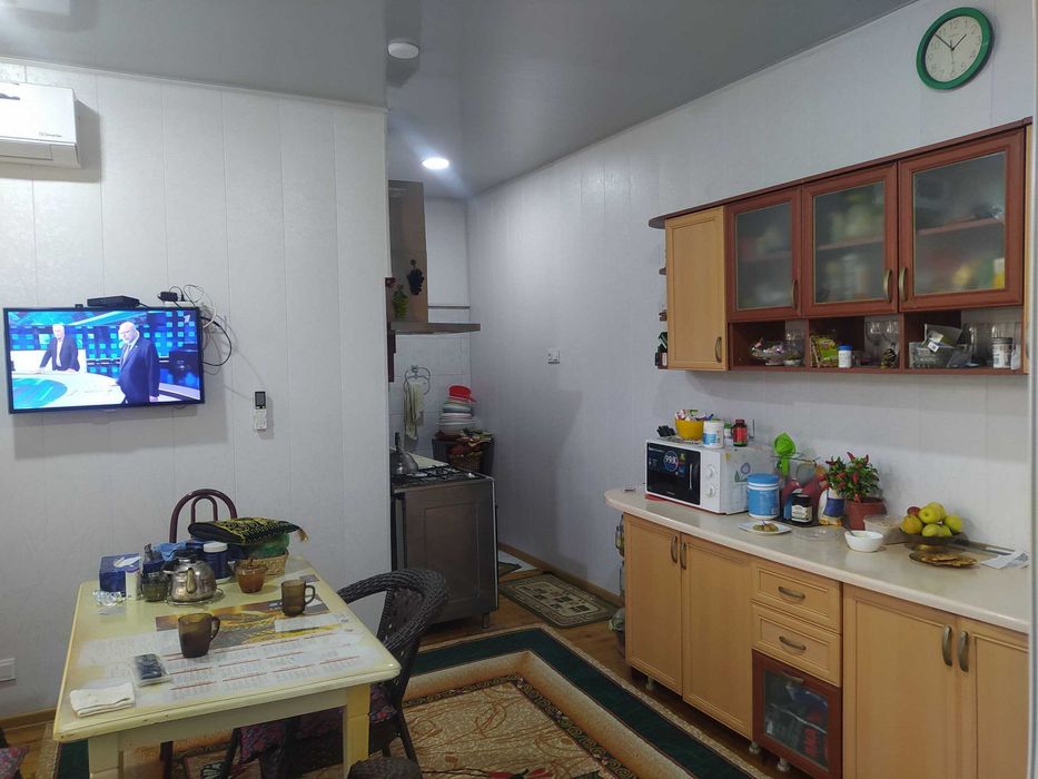 Дом 5 комнат на участке 2,25 сотки недалеко от Малики