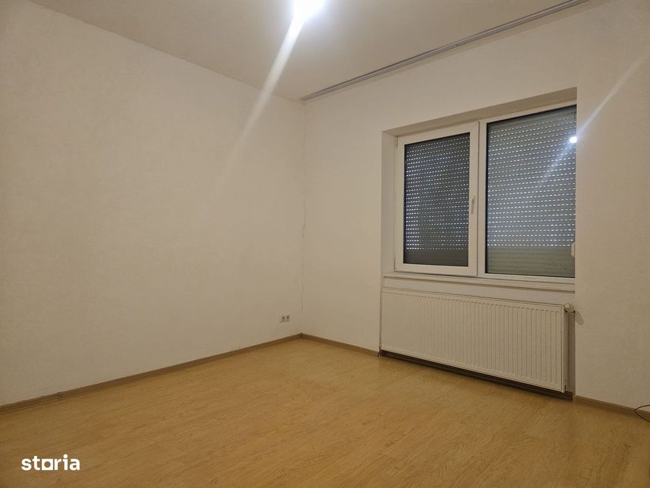 Casa renovata 3 camere, curte mare de 916 mp ] Salard