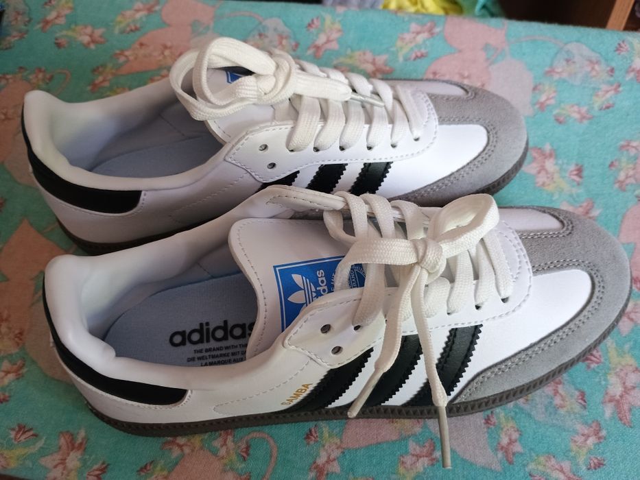 Дамски Оригинални Маратонки Адидас