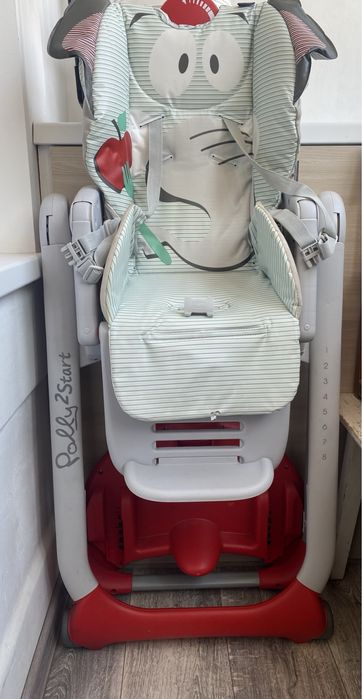 Детский стульчик для кормления