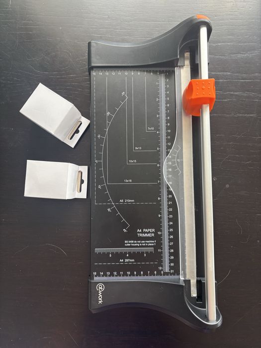 Ролков нож за рязане на хартия А4 TR-212