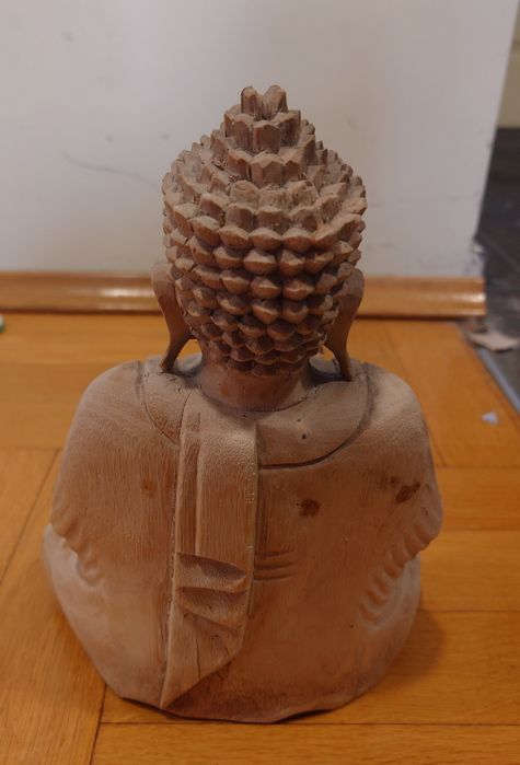 Статуетка дърво орех  буда дърворезба