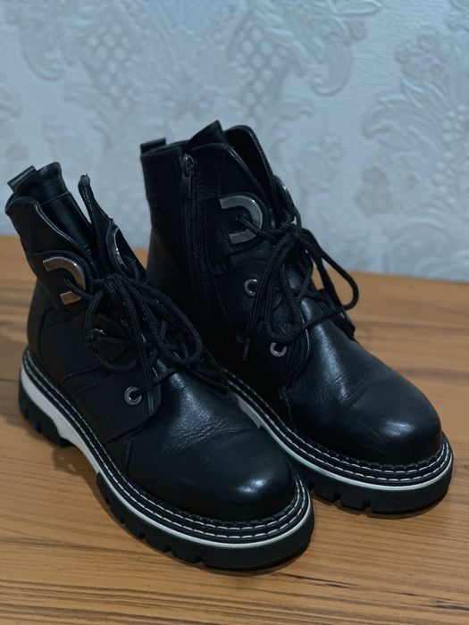 зимняя обувь 39р