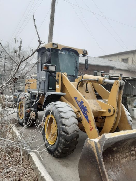 Пагрузчик сотилади