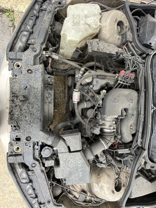 Bmw e46 318i 1.9l 118hp 2000 На Части