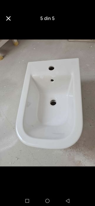 Vand 2 bideuri roca noi