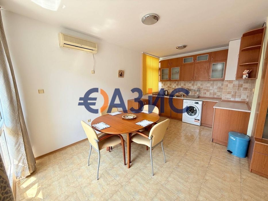 Продава се Тристаен апартамент в к.к. Слънчев бряг - 85 кв.м за 1236 €/кв.м - Снимка #4