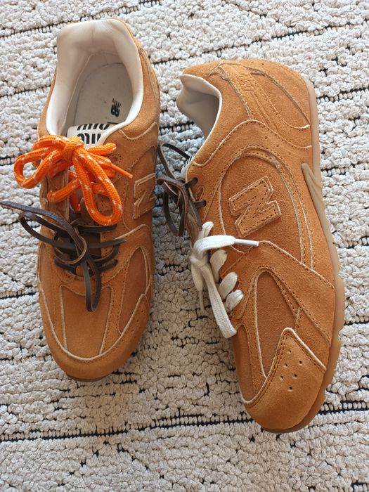 Miu Miu x New Balance кецове налични