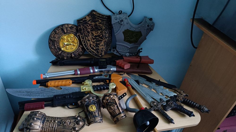 jucării pentru băieți