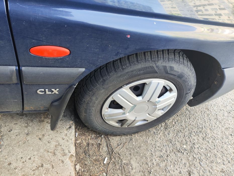 Форд Ескорт ПРОДАВАМ НА ЧАСТИ!