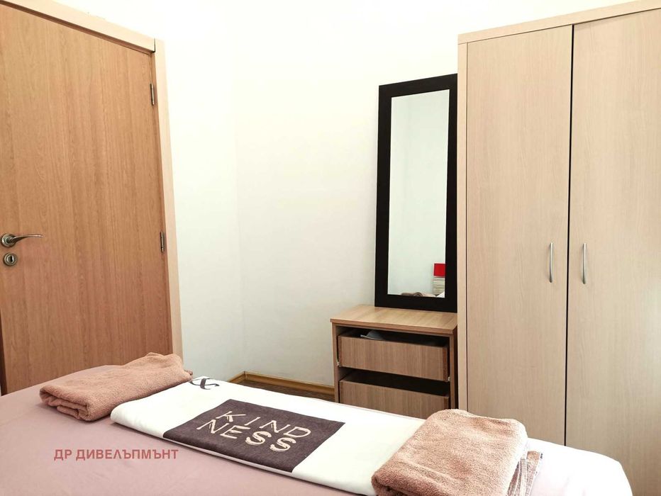 Дава се под наем Двустаен апартамент в к.к. Слънчев бряг - 52 кв.м за 178.5 € - Снимка #2