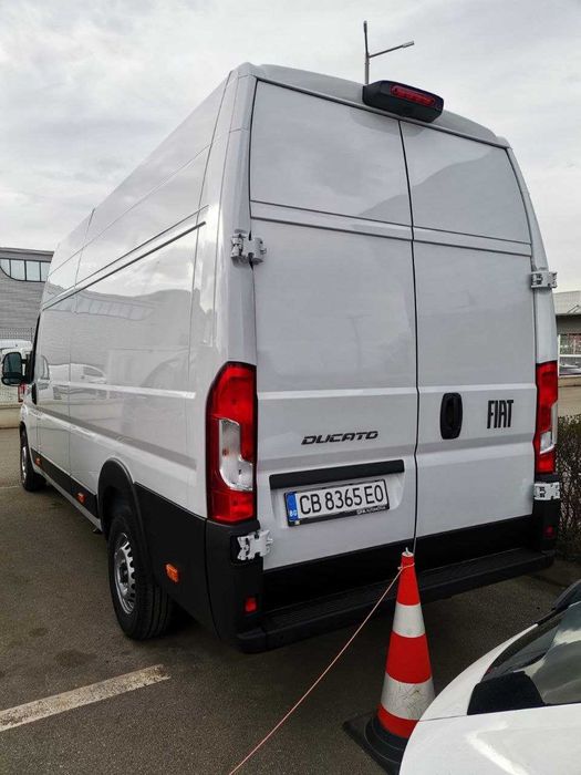 Чисто нови седалки и преграда за  бус Ducato 2025г.