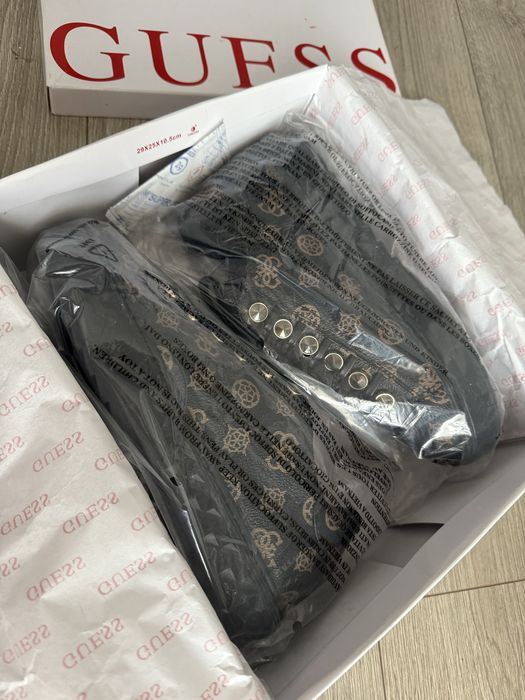 Дамски обувки Guess