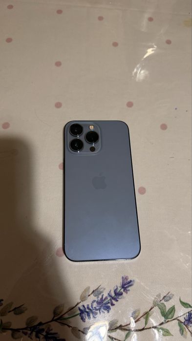 Продам Iphone 13pro