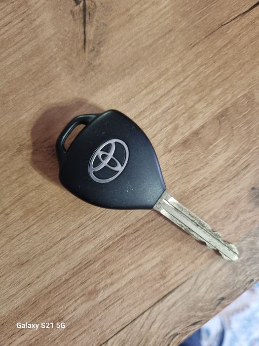 Ключ камри 30.35