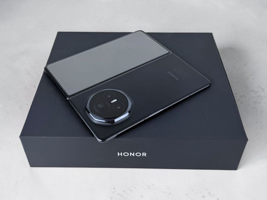 Honor Magic V3 512GB 12RAM Black Перфектен! Гаранция!