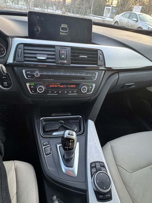 Bmw 320 2015 Automat/M Paket/panorama/navi mare/piele/rate/garantie