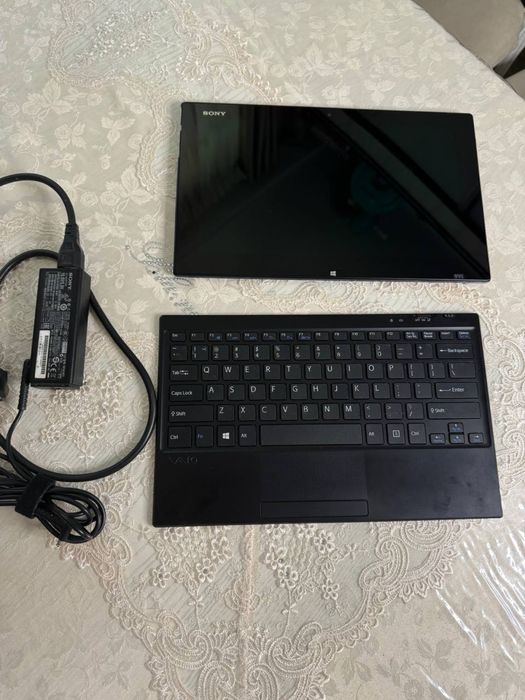 Срочно продаётся Sony VAIO Tap 11