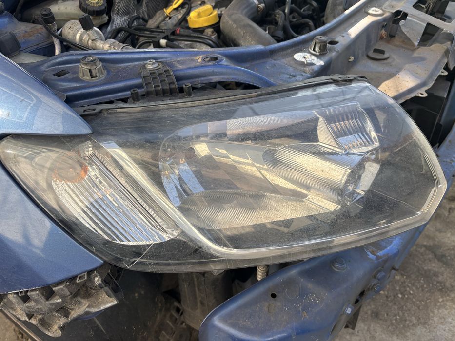 Far logan 2015 pret le bucata motir 09 tce