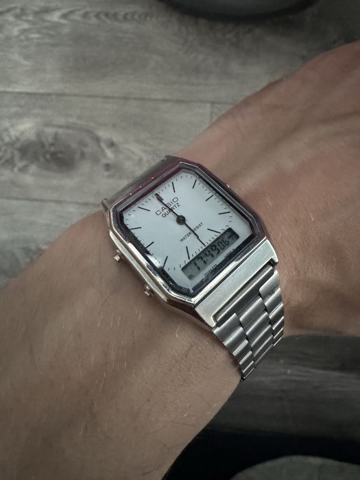 Продам часы Casio недорого