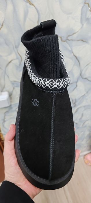 Зимние уги продам новые