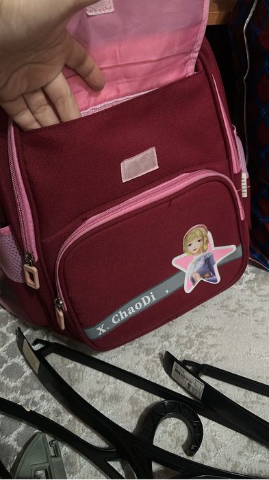 Продаются школьные вещи на девочку